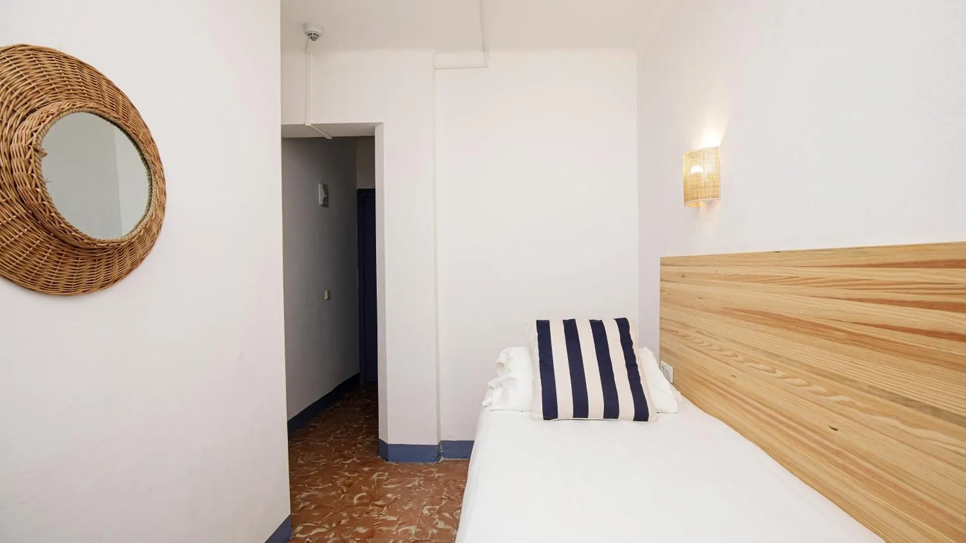 Hotel Casa Mas Lloret de Mar 0*,